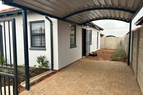 Charming 3 Bedroom House in Protea Glen

Location: Star Village, Protea ...