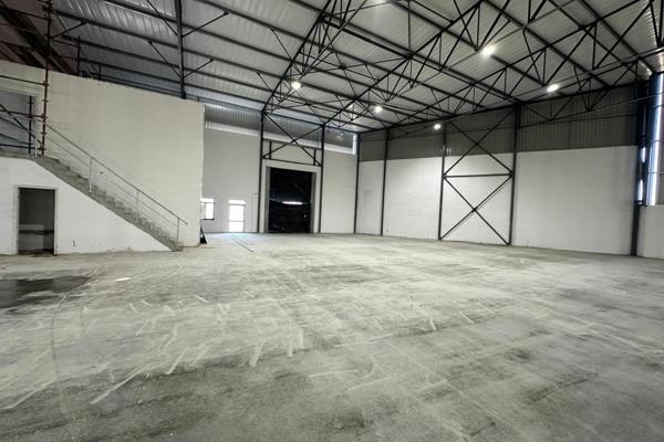 Discover the perfect workspace for your business with this 558m&#178; warehouse located ...