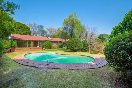 4 Bedroom House for sale in Randpark