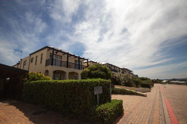 Available 1 November 2024: Furnished Apartment in Atlantic Beach Golf Estate

Welcome to your fully furnished, modern apartment nestled ...