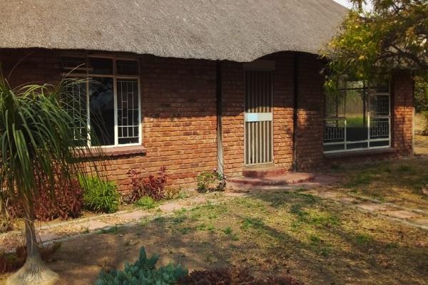 Your friends will sy you are &quot;Jock of the Bushveld&quot;

This tranquil 2 bedroom house with one bathroom is situated on a plot in ...