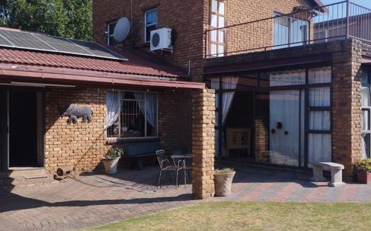 4 Bedroom House for sale in Vanderbijlpark SE 4