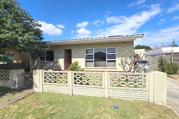 This home has 3 bedrooms with built-in cupboards.

Stunning large open plan kitchen with ...