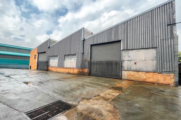 This large open plan industrial facility provides ease of access as it has 2 entrances ...