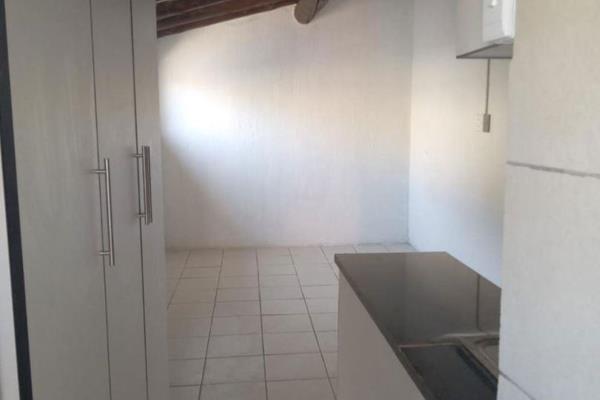 This bachelor apartment offers a fitted kitchen with gas connection for a gas stove. A ...