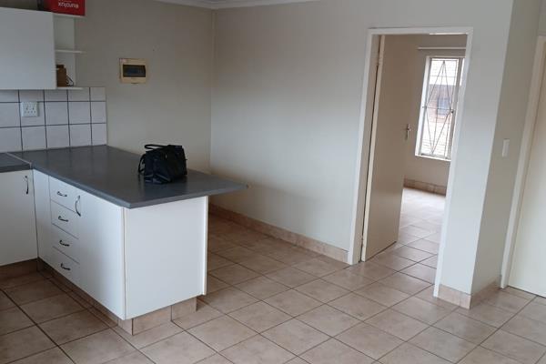 Beautifully Painted &amp; Tiled 1-Bedroom Apartment for Sale in Pretoria West
Located in a well-maintained face brick complex, this ...