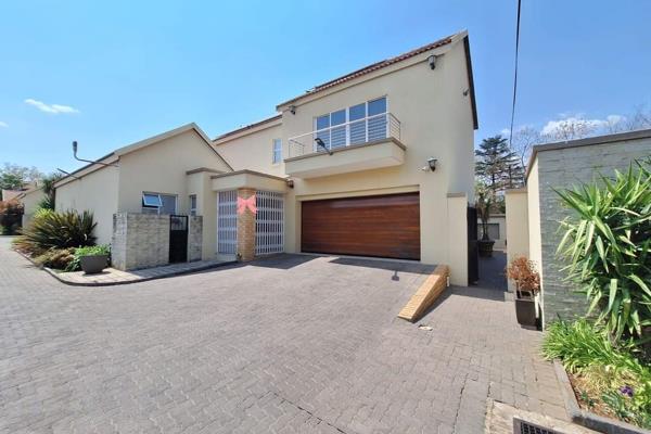 Full Title, Double Storey House for sale in a Very Upmarket, Secure and Sought after Complex. Very Prestigious, Luxurious and Spacious ...