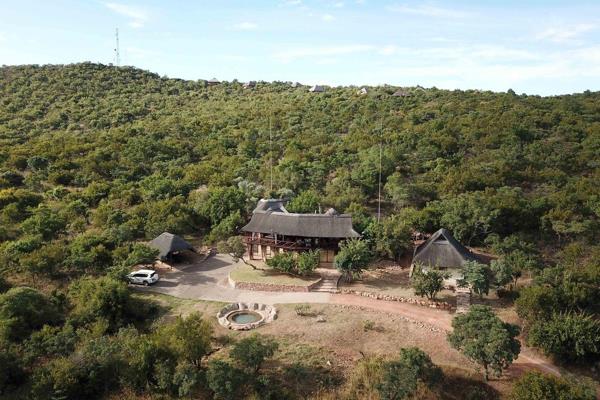 This beautiful 3 bedroom and 3-bathroom private house is situated against Sunset Hill in the Mabula Game Reserve. Taking full advantage ...