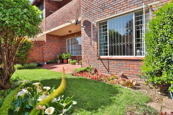 Right choice for a young family. Location counts. Well located complex plus great value. On your way to Sandton and Bryanston. Easy ...