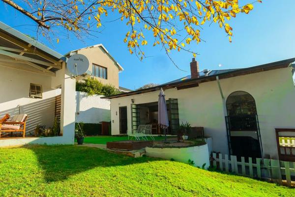 | Exclusive Rental |

| Viewings by appointment only |

| Located close to Melville spar |

| Excludes: Electricity, water and sewerage ...