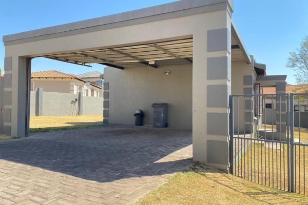 2 Bed 2 Bath Townhouse For Sale in Arundo Estate
Stunning and secure townhouse featuring ...