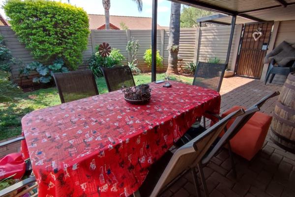 Exclusive Sole Mandate:

This charming 2-bedroom townhouse is ideally situated less than 1Km from Mall@Reds, Centurion. Celtispark ...