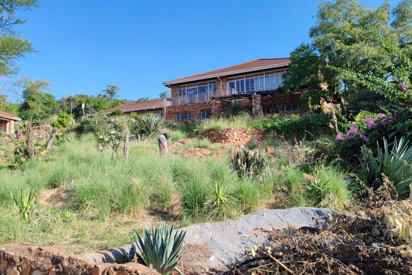 We proudly presents to you this excellent deal on corner plot in the heart of Kameeldrift-West, nestled on the majestic Magaliesburg ...