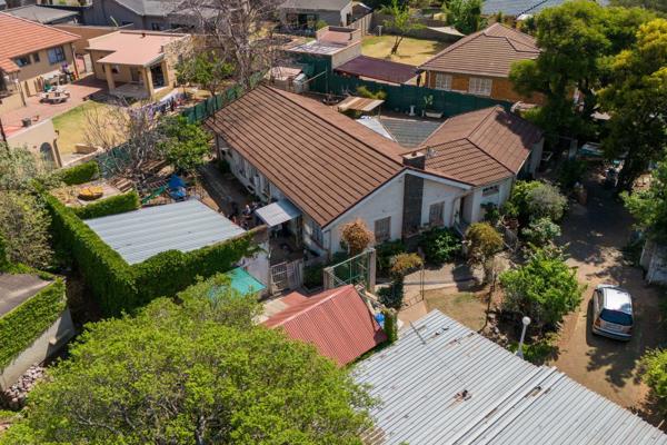 Discover a timeless gem in Franklin Roosevelt Park, a home full of charm and character.

This property features 3 spacious bedrooms ...