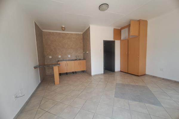 Bachelor Flat To Let

This comfortable space is available immediately just outside of Polokwane.

Bachelor flat with a small kitchen ...