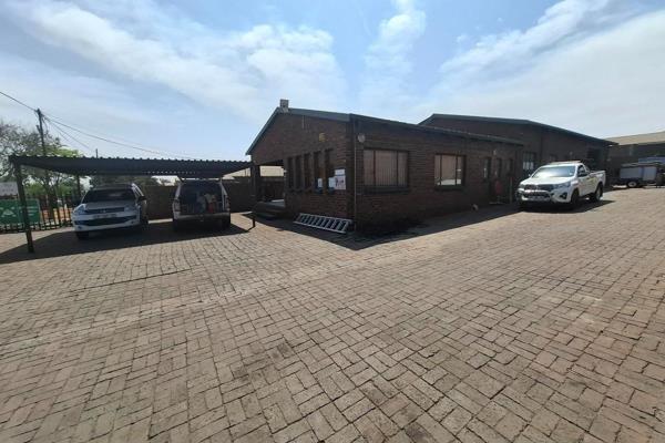 Unlock Your Business Potential: Prime 325m&#178; Workshop in Vaalbank, Middelburg

Are you looking for the perfect space to elevate ...