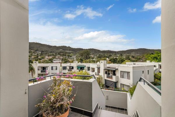 Sole Exclusive Mandate 

Discover your perfect retreat in this delightful top-floor apartment, nestled on one of the most desirable ...