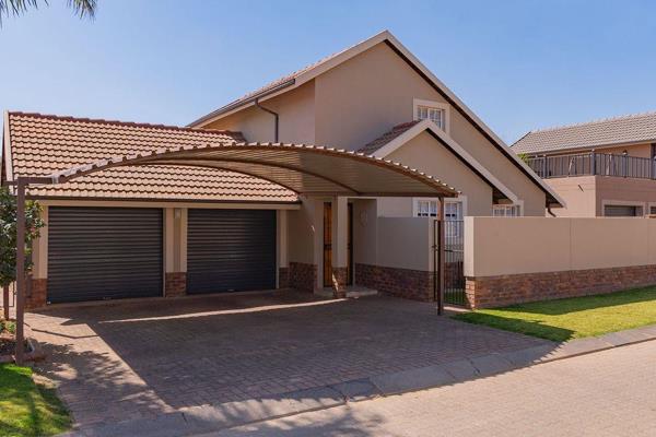 Safe Lock up and Go 3-Bedroom Home in Secure Estate in Glen Marais

If you&#39;re prioritizing safety and comfort, this lovely home is ...