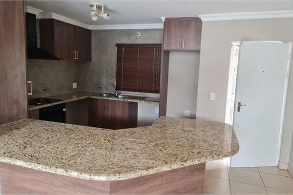 Spacious 3 Bed, 2 Bath Duplex in Tranquil Rivonia
Welcome to your ideal family home! This charming 3-bedroom, 2-bathroom duplex is ...