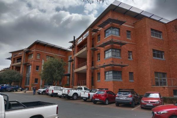 Lakefield office park | 557 square meter office space to let | west avenue | die hoewes ...