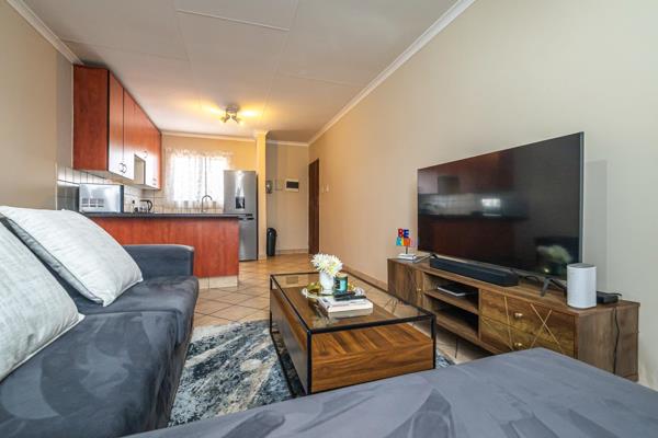 This practical 1-bedroom, 1-bathroom apartment features a functional kitchen, an open ...