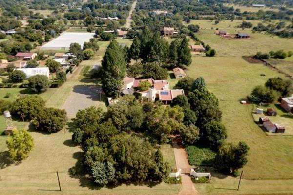 Agricultural Holding Plot with 11 200 square meters available in Centurion . This is definitely suitable for inmvestors as well as a ...