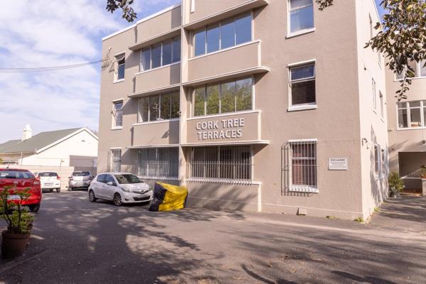 Spacious 2-bedroom apartment in Wynberg

Discover this beautiful 82 m&#178; apartment, offering spacious 2 cozy bedrooms and 1 sleek ...