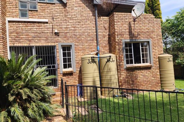 **Charming 3-Bedroom Garden Unit in Die Hoewes, Centurion**

Welcome to your dream home! This beautifully revamped 3-bedroom ...