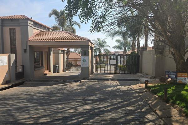 398m2 Stand in Witbank in the complex of Gemini Villas in Reyno Ridge. 
Call us today to view this excellent buy.