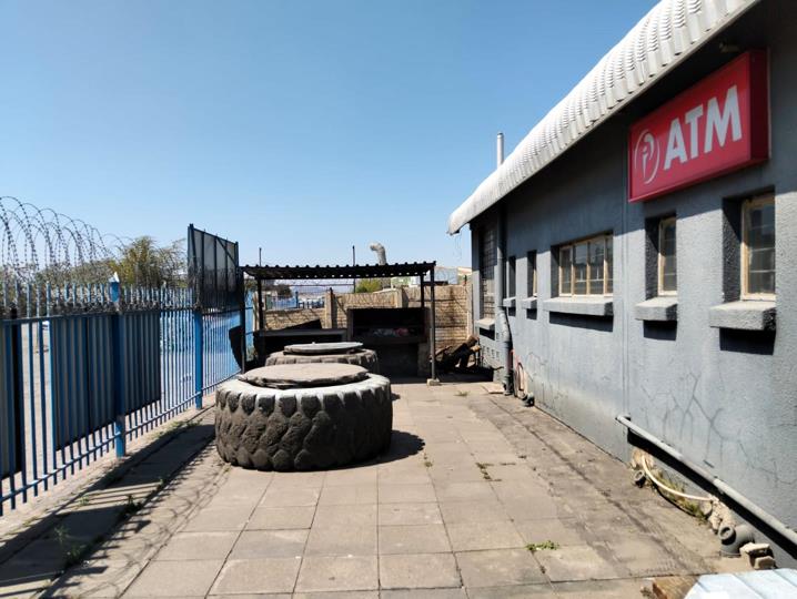 Commercial property for sale in Rustenburg Industrial - P24-115004401