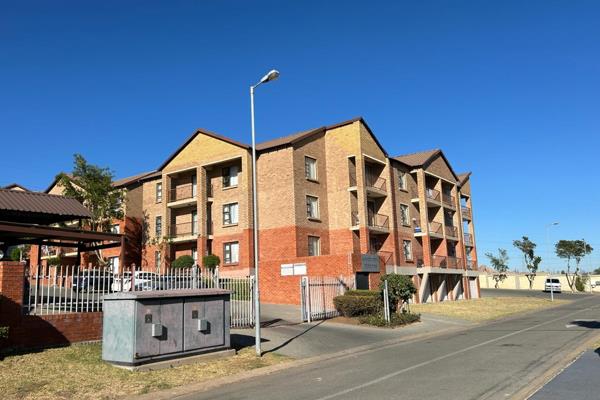 Perfect Starter Property ( Firstfloor unit )

This stunning flat is close to the Samrand Road offramp.
It&#39;s as need as a pin and ...