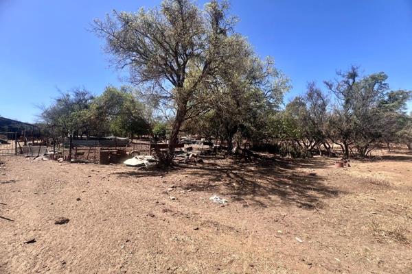 This supreme and ideal piece of land close to Hartbeespoort and located on the main road is an ideal investment for anyone looking ...