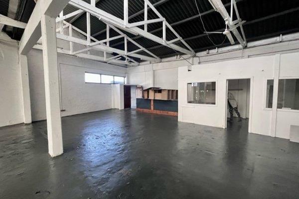 402 sqm of a warehouse that includes an office, ablutions, and kitchen area. It is located in central Arcadia with access through a ...