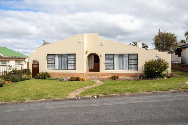 Welcome to this neat and inviting three-bedroom family home, offering a perfect blend of ...