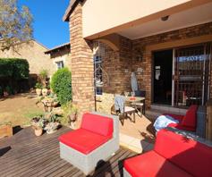 Townhouse for sale in Mooikloof Ridge