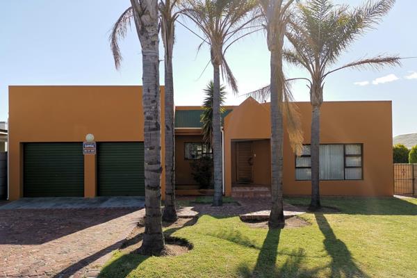 Exclusive Sole Mandate 

This well-maintained home is located in Somerset Park, Worcester, Western Cape, and is ready to welcome its ...