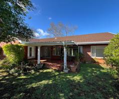 House for sale in Amberglen