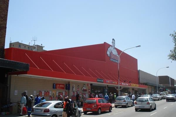 Building Name : Boxer Boksburg

Address:  76 Leeuwpoort Street, Parkdene, Boksburg, Gauteng

High street centre anchored by Boxer.  ...