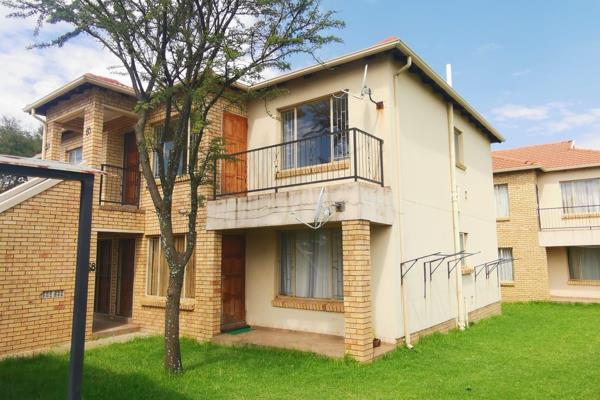 Available From 1 August 2025
Unit Features:
•	Open Plan Kitchen: Equipped with cupboards, stove &amp; oven, breakfast nook, and extra ...