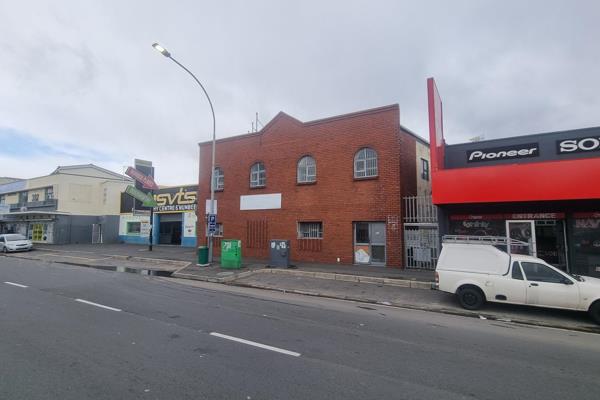 Prime Commercial Property with Office Space Component Available in Voortrekker ...