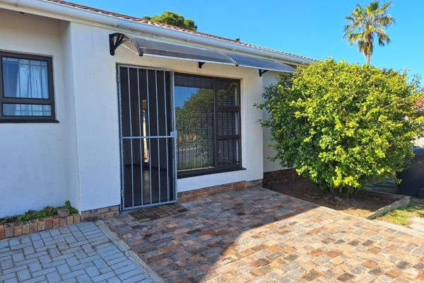 Neat as a pin this 1 bedroom garden cottage in Duynefontein , Melkbosstrand is up to rent.  Perfect for a single person and close to ...