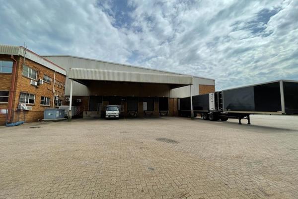 Located in the sought-after Jet Park area, 10 Jansen Road offers a 19,294m2 warehousing ...