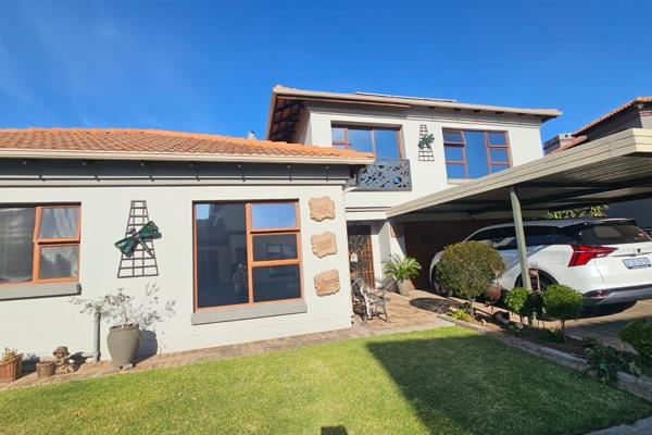 Situated in the popular Drakensberg Gardens in the SE 8 Estate is this gorgeous duplex that offers the following:

- 4 Spacious ...