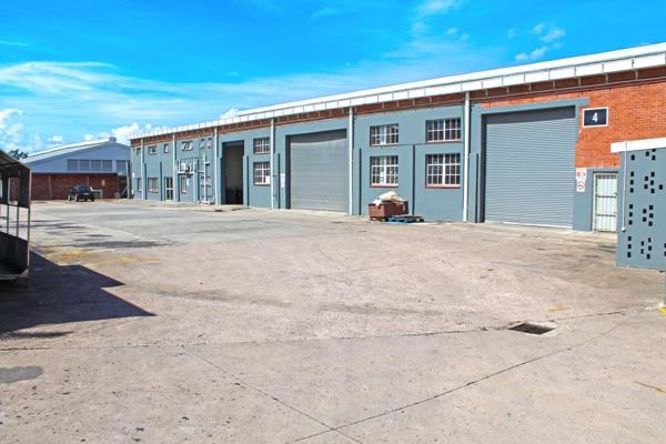 This industrial warehouse measures 2675 sq M and is located in Gillitts Industrial Park, Westmead which spans 16 888 sq M.

The park is ...