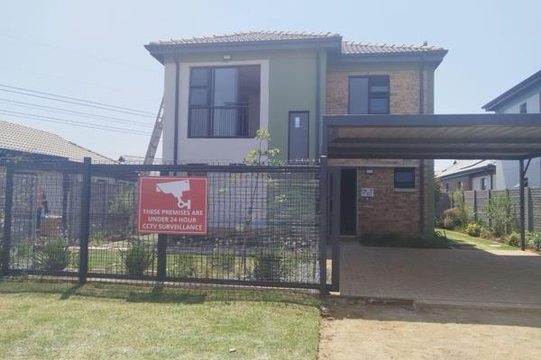 Secure leaving in a lifestyle estate.

***New Phase - New design***

3 bedrooms and ...