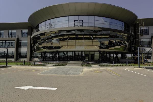 These newly constructed P-Grade office spaces are located between Kempton Park and ...