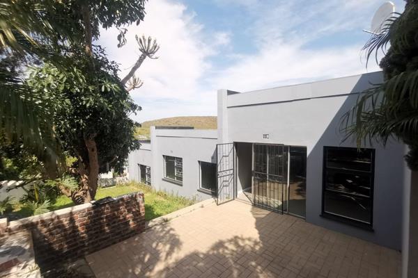 This home is situated in the desirable neighborhood of Panorama, Worcester, Western Cape, offering stunning views of the surrounding ...