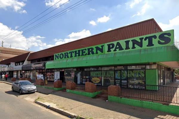 RETAIL &amp; OFFICE BUILDING • LONG STANDING TENANTS
GOOD INCOME • HIGH VISIBILITY • ...