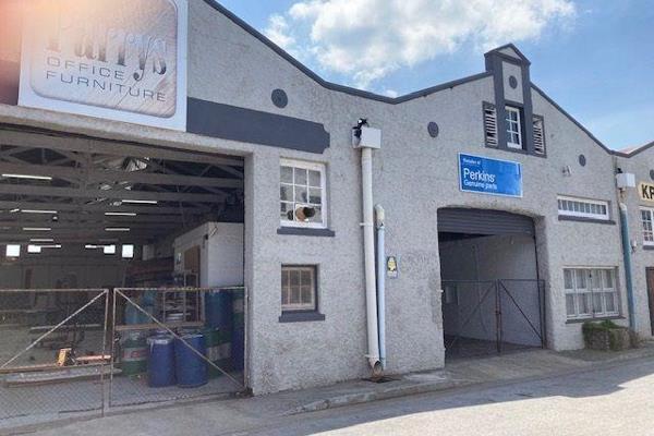 Unlock the potential for your business with this spacious warehouse for rent in ...