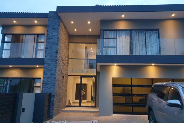 4 Bedroom House:
Contemporary upmarket double story residence. 
A combination of ...